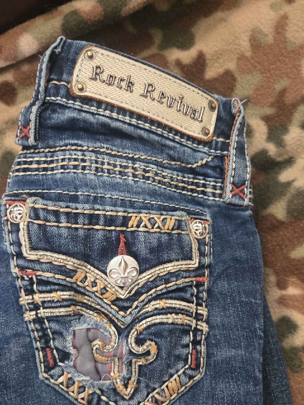 2 Pairs Rock Revival Women's Blue Embroidered Back Pocket Straight Leg Jeans..